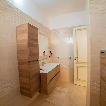 Del Sole Alessia - Happy Appartement *